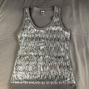 Glamorous Silver Sequin Tank Top Peer Tee Womens Size Large Girl’s‎ Night Party